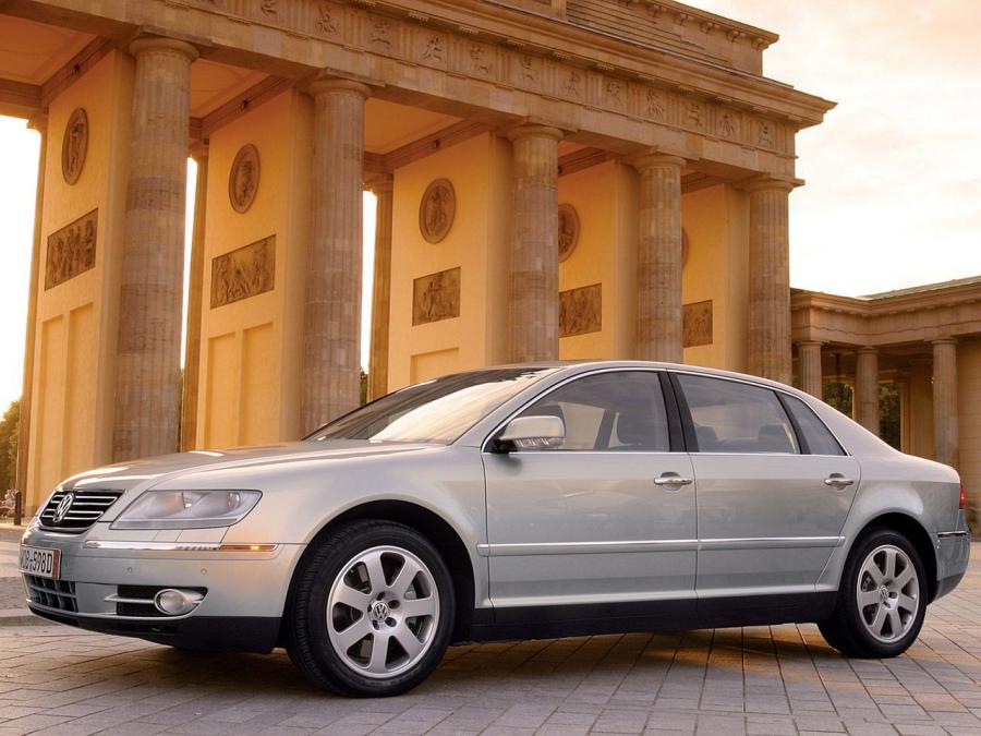  Volkswagen Phaeton V8 2002 года  (US) (фото 7 из 10)